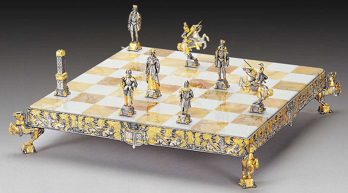 Chess Italfama is the best gift for men